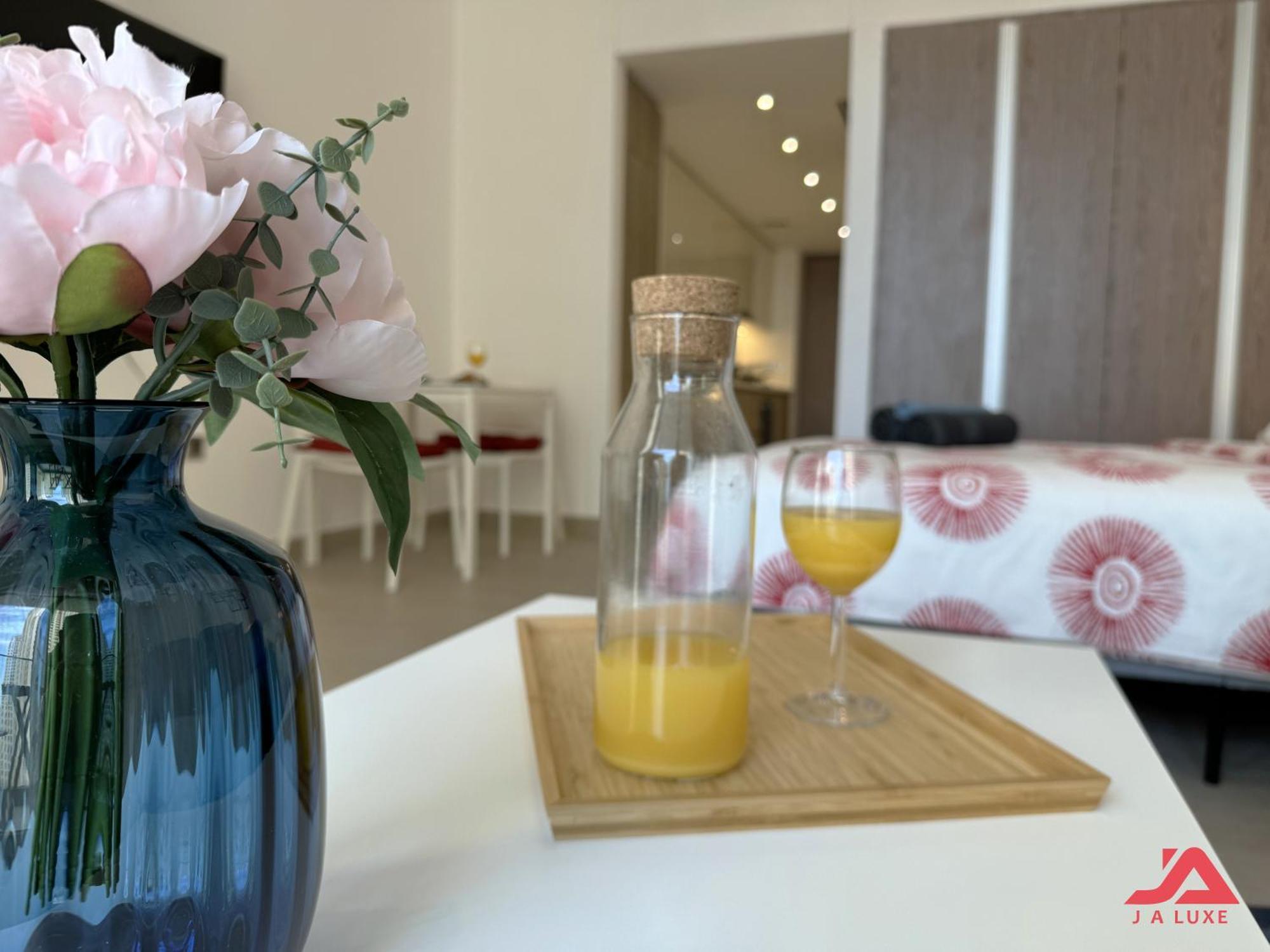 Cozy Sea View Apt In Liv Residence Tower, Dubai Marina Cozy Marina & Sea View Apt In Bay Central Tower With Modern Gym & Pool, Steps To Jbr Beach & Metro 외부 사진